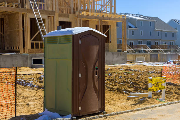 Portable Toilet Rental for Emergency Services in Hicksville, NY